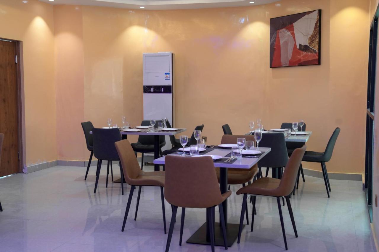 Dialali Hotel Nouakchott Buitenkant foto