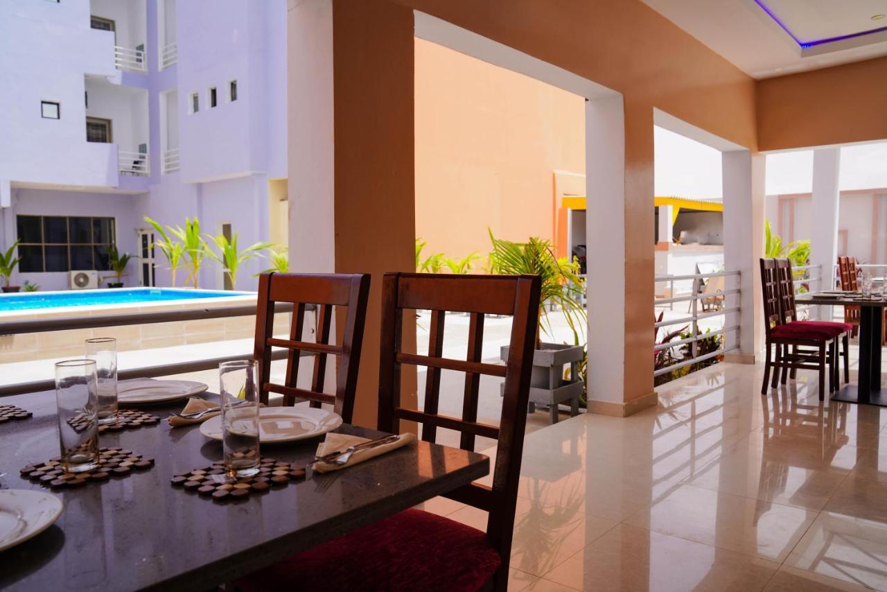 Dialali Hotel Nouakchott Buitenkant foto