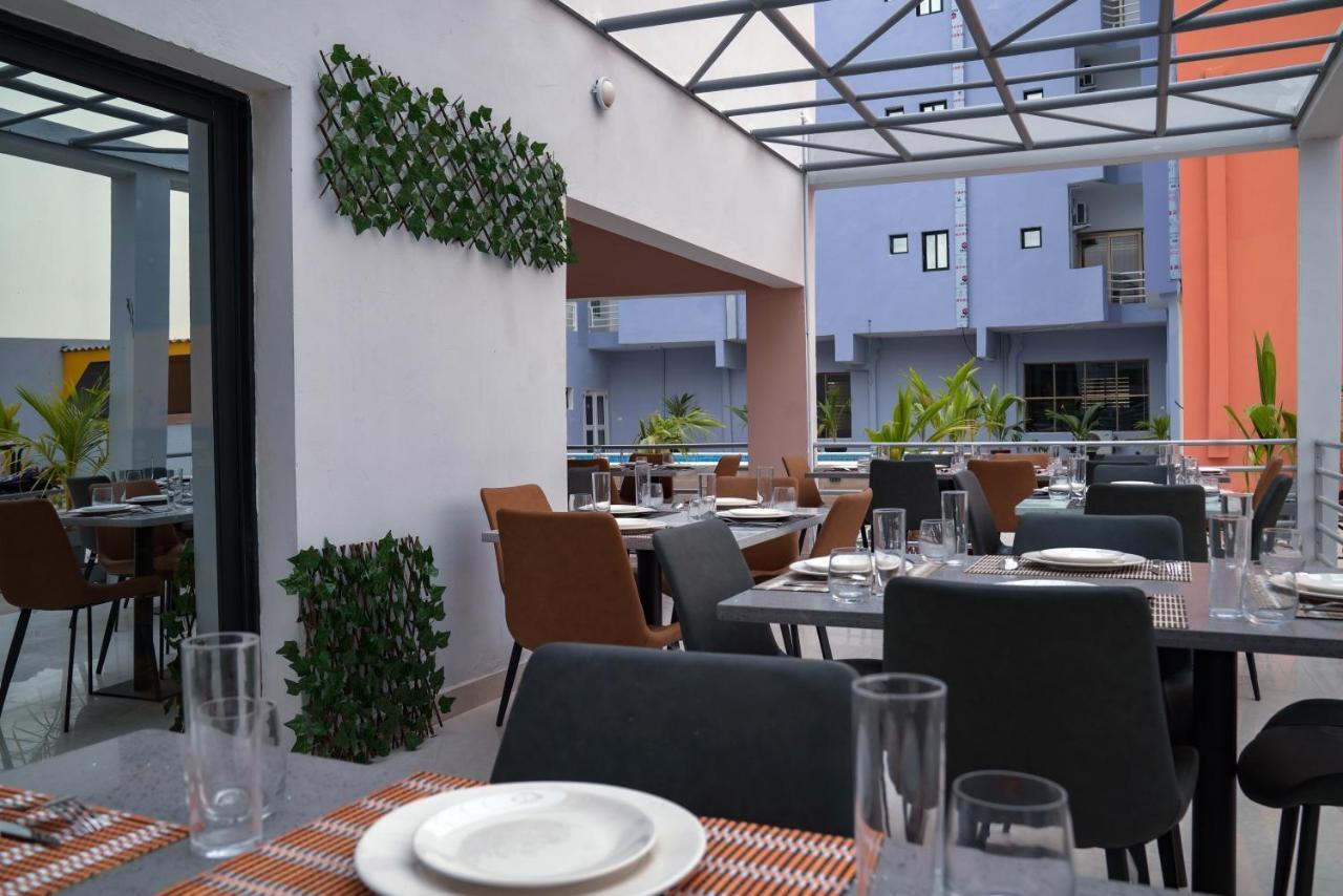 Dialali Hotel Nouakchott Buitenkant foto