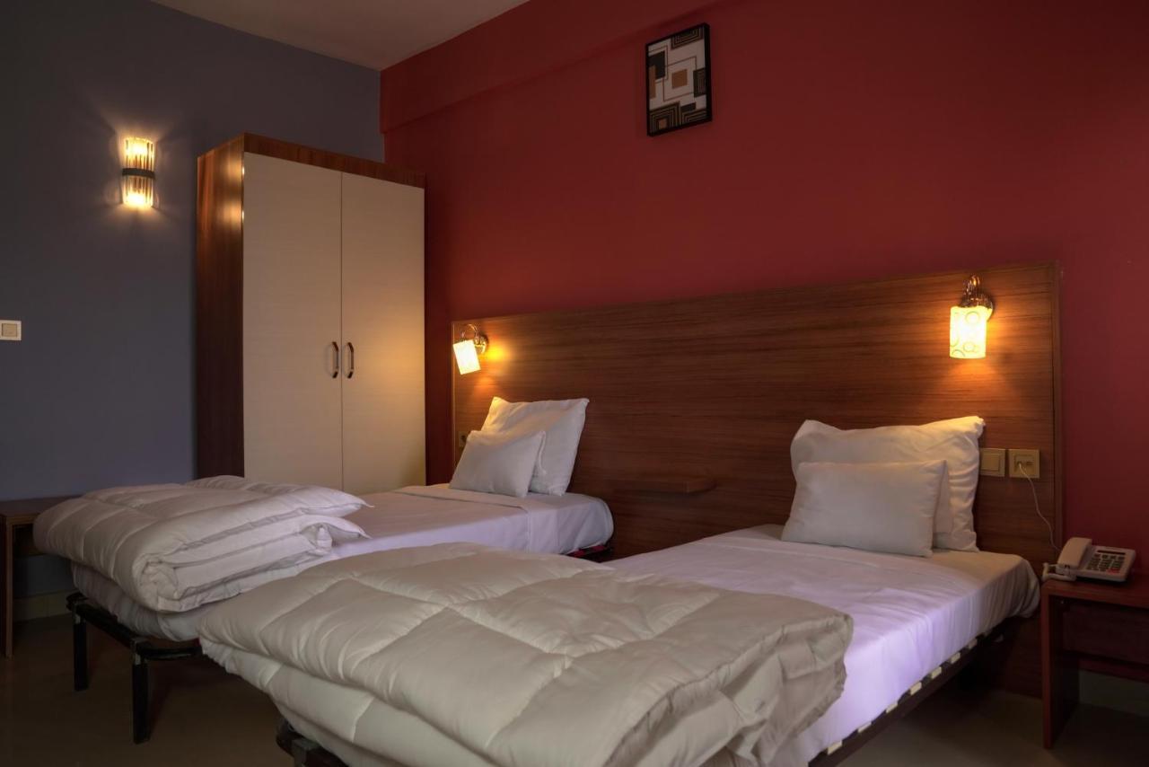 Dialali Hotel Nouakchott Buitenkant foto