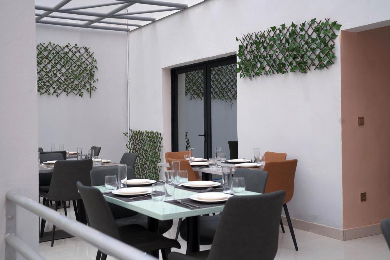 Dialali Hotel Nouakchott Buitenkant foto